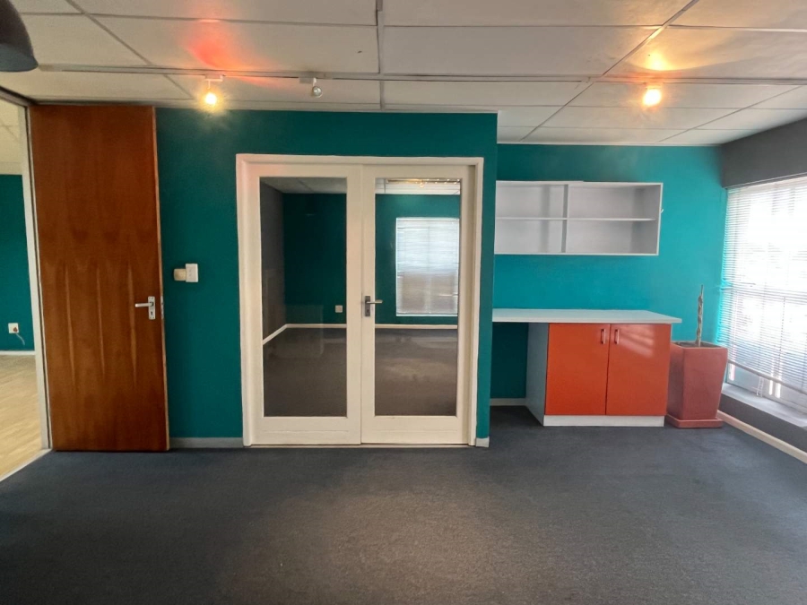 To Let commercial Property for Rent in Milnerton Western Cape